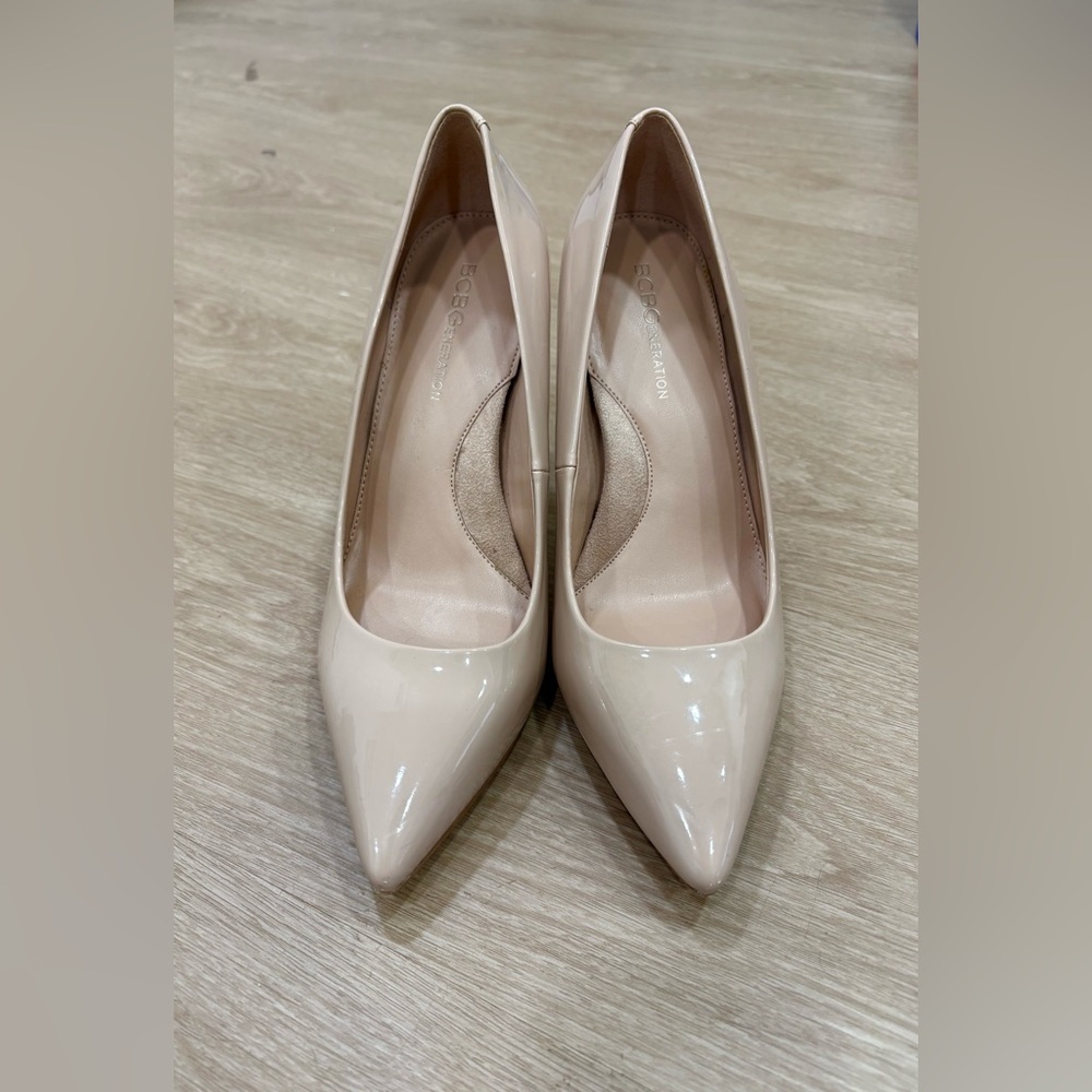 BCBGeneration Pink heels